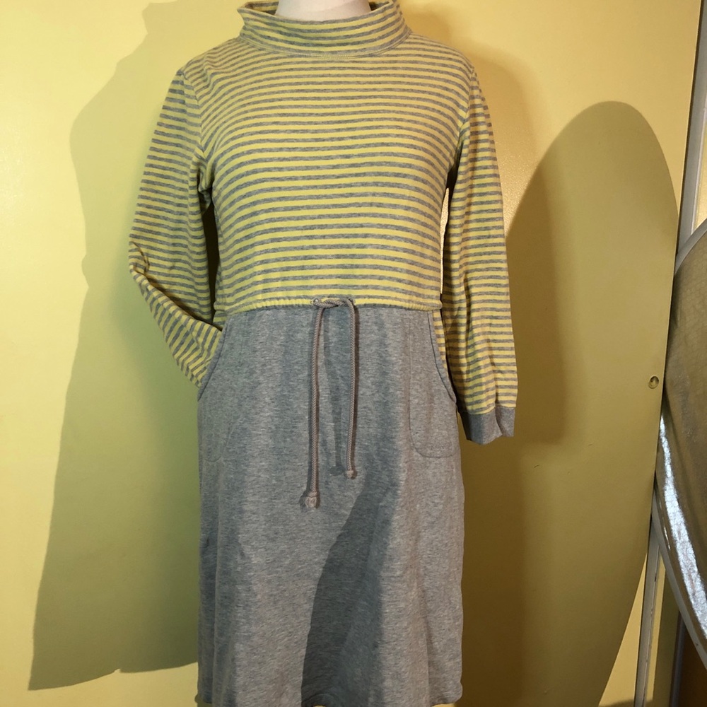 Paul Stuart Yellow and Gray Sweatshirt Striped Long Sleeve Dress